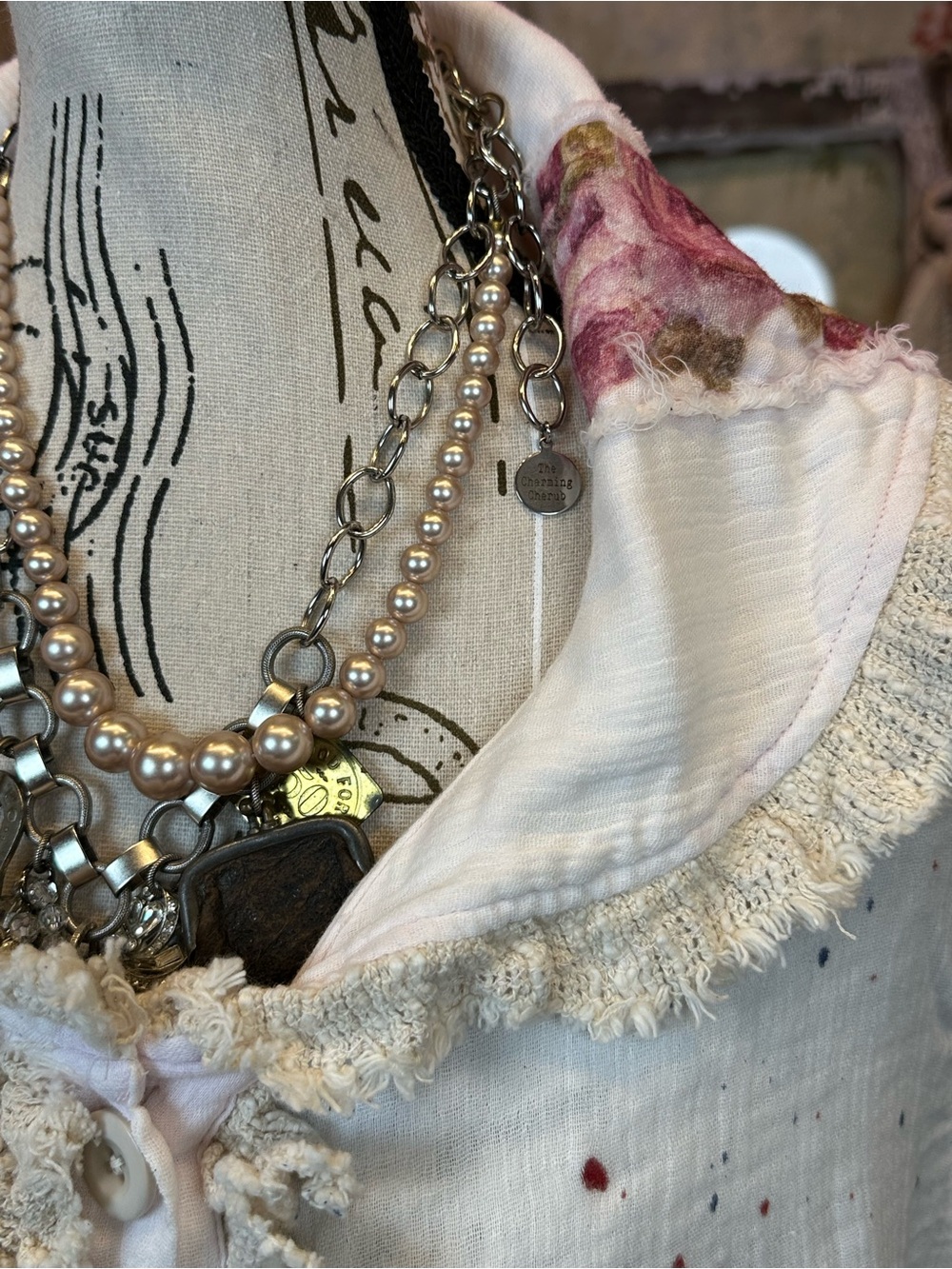 A RARE BIRD- BLESS YOUR LITTLE HEART & ROSES VEST - Picture 9 of 9